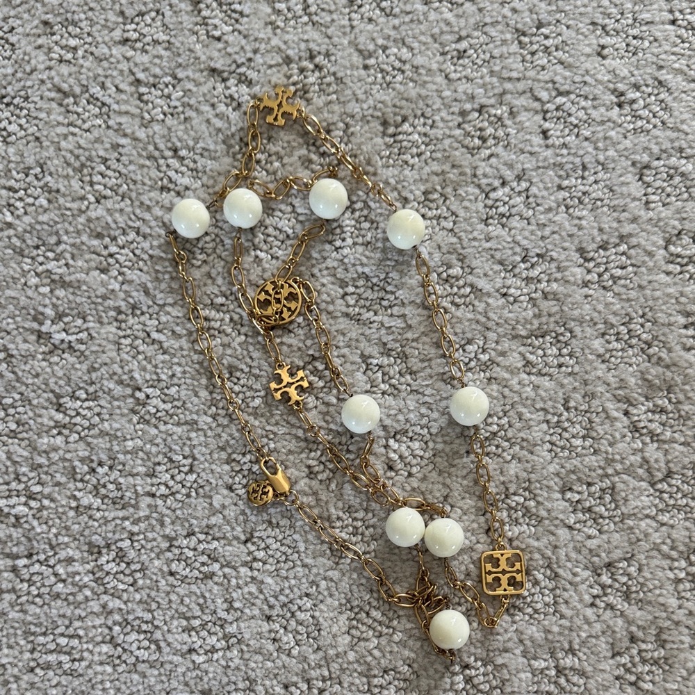 Tory Burch Gold and Cream Beaded Necklace